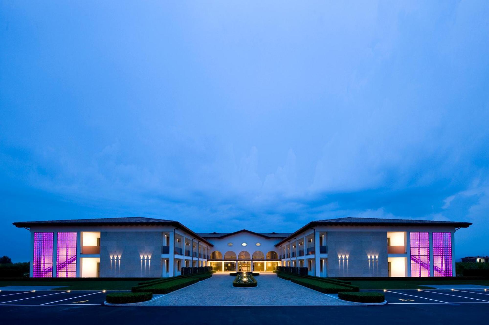 Viola Mhotel Грумелло-дель-Монте Экстерьер фото