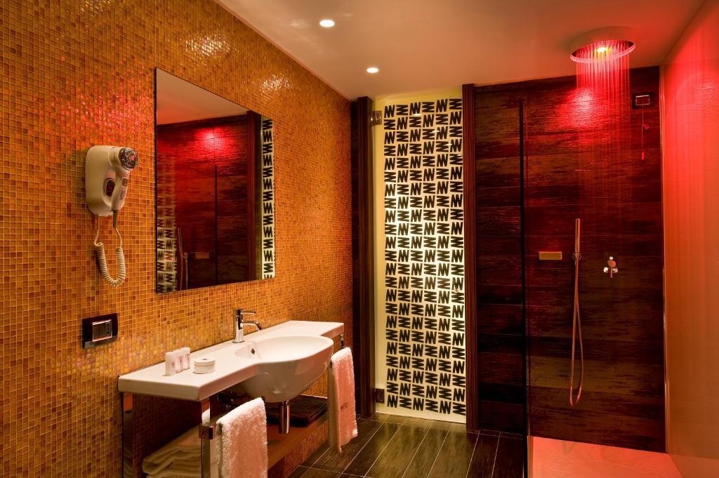 Viola Mhotel Грумелло-дель-Монте Экстерьер фото