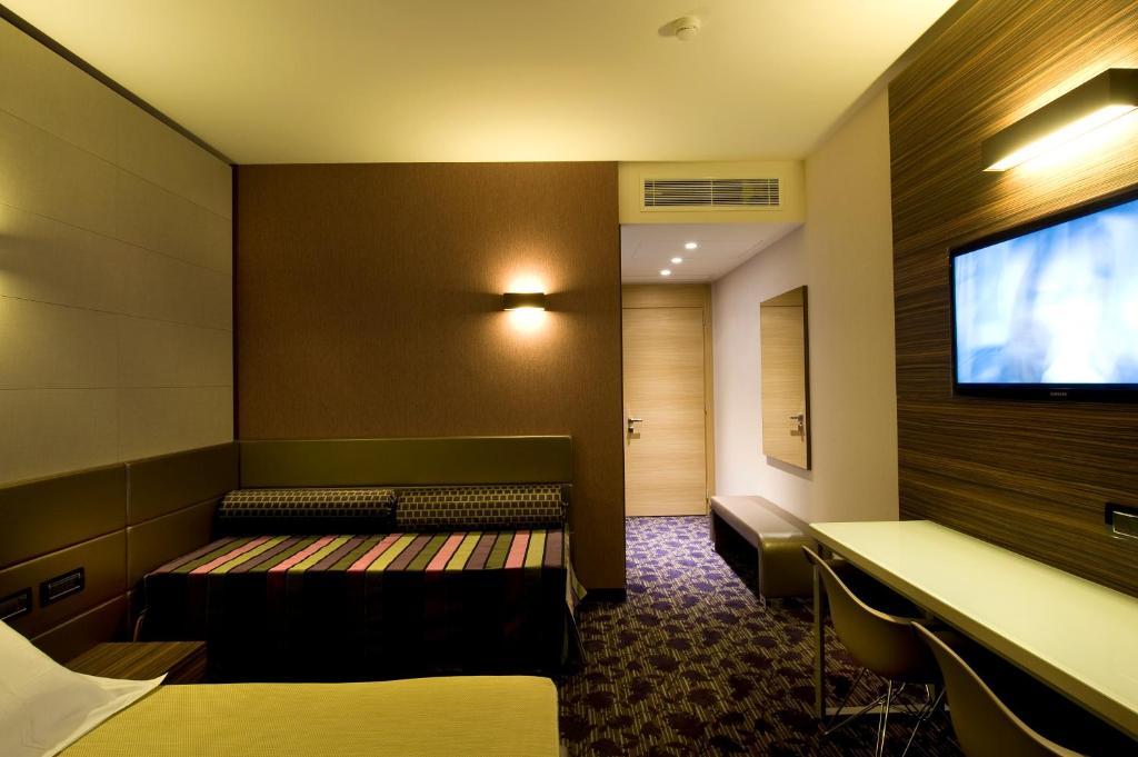 Viola Mhotel Грумелло-дель-Монте Номер фото