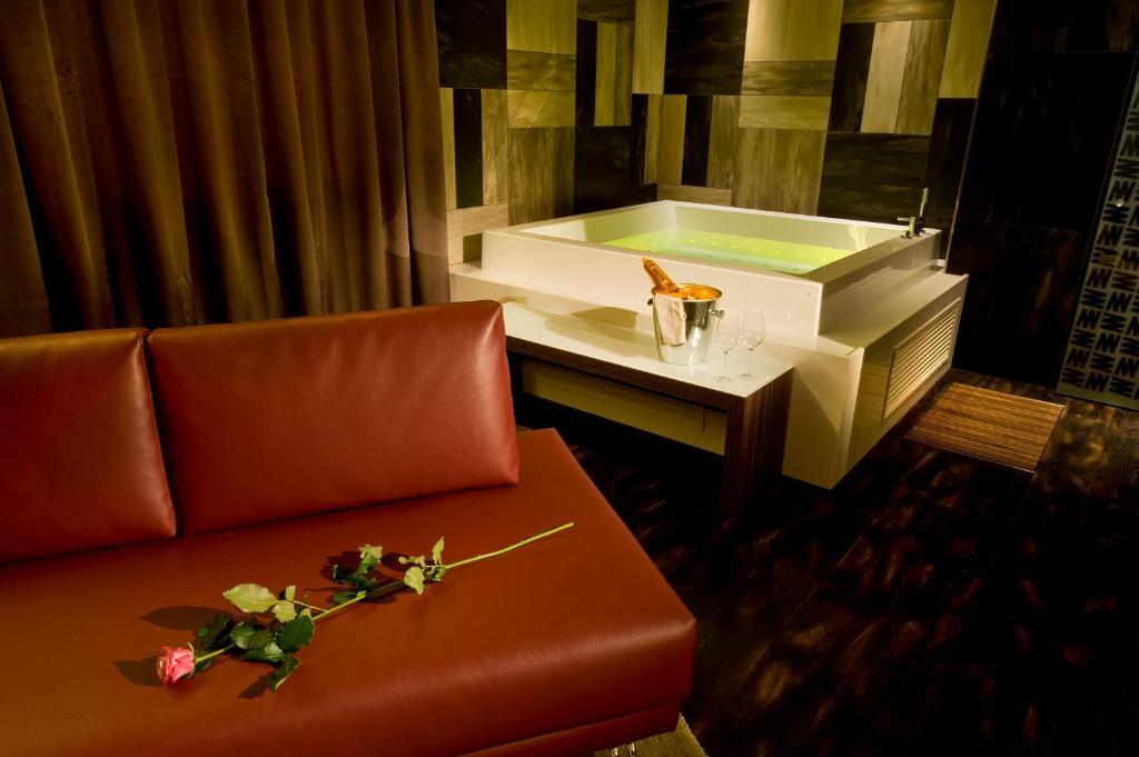 Viola Mhotel Грумелло-дель-Монте Номер фото